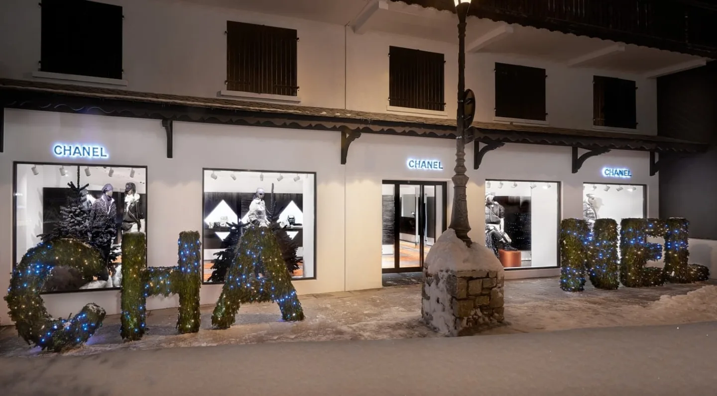 CHANEL COURCHEVEL EPHEMERAL BOUTIQUE
