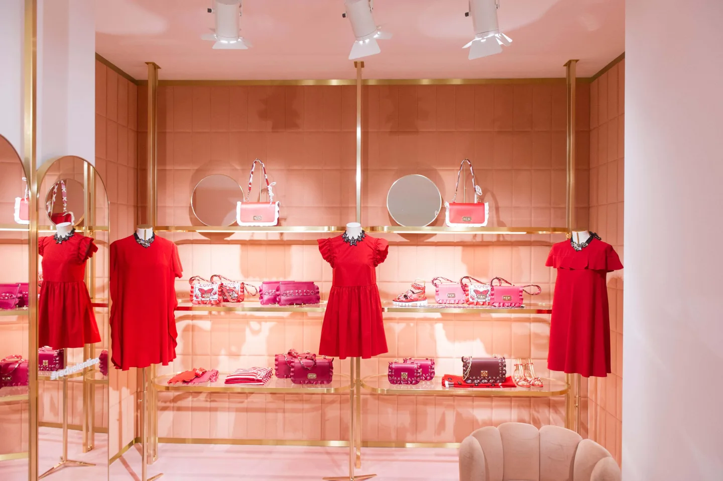 REDVALENTINO- LOVE AND ROCK DESIGN